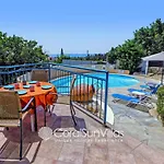 Large Pool Garden, Billiard, Peaceful Area, Near To The Sea, Coral Bay Paphos 빌라 페이야