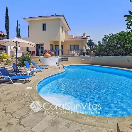 Large Pool Garden, Billiard, Peaceful Area, Near To The Sea, Coral Bay Paphos Villa *