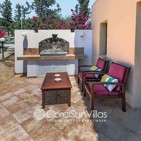 Large Pool Garden, Billiard, Peaceful Area, Near To The Sea, Coral Bay Paphos *