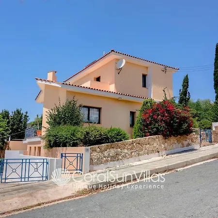 Villa Large Pool Garden, Billiard, Peaceful Area, Near To The Sea, Coral Bay Paphos