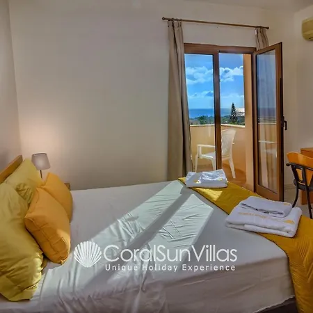 Villa Large Pool Garden, Billiard, Peaceful Area, Near To The Sea, Coral Bay Paphos *