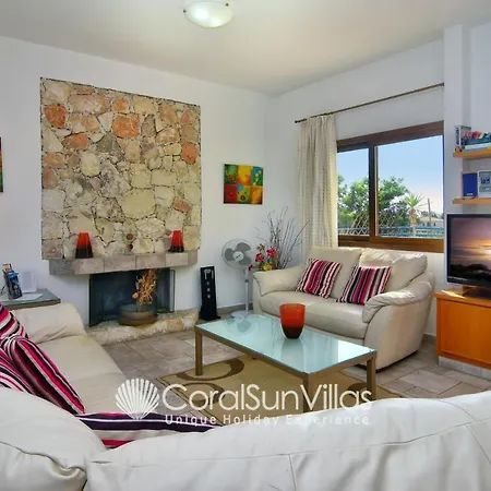 Large Pool Garden, Billiard, Peaceful Area, Near To The Sea, Coral Bay Paphos Villa