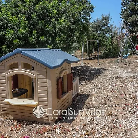 Large Pool Garden, Billiard, Peaceful Area, Near To The Sea, Coral Bay Paphos Вилла