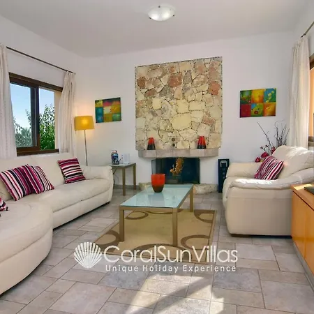 Large Pool Garden, Billiard, Peaceful Area, Near To The Sea, Coral Bay Paphos *