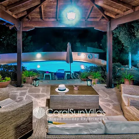 Large Pool Garden, Billiard, Peaceful Area, Near To The Sea, Coral Bay Paphos * Pégeia
