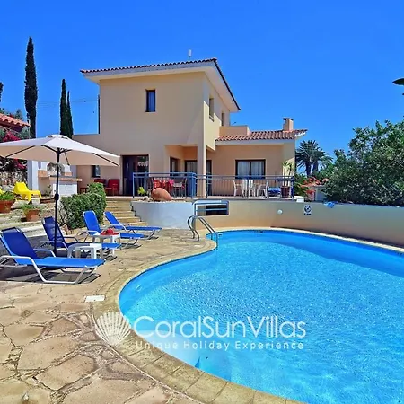 Large Pool Garden, Billiard, Peaceful Area, Near To The Sea, Coral Bay Paphos * Пейя