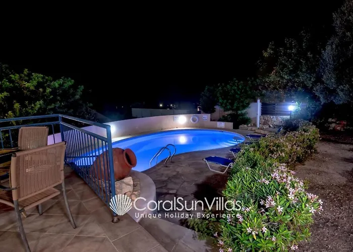 Villa Large Pool Garden, Billiard, Peaceful Area, Near To The Sea, Coral Bay Paphos