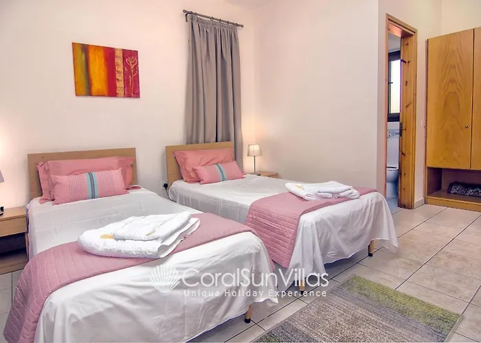 Large Pool Garden, Billiard, Peaceful Area, Near To The Sea, Coral Bay Paphos Villa *