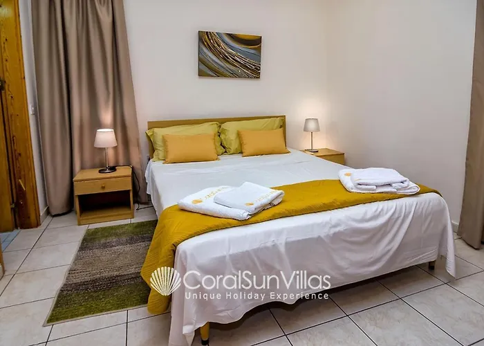 Large Pool Garden, Billiard, Peaceful Area, Near To The Sea, Coral Bay Paphos Villa *