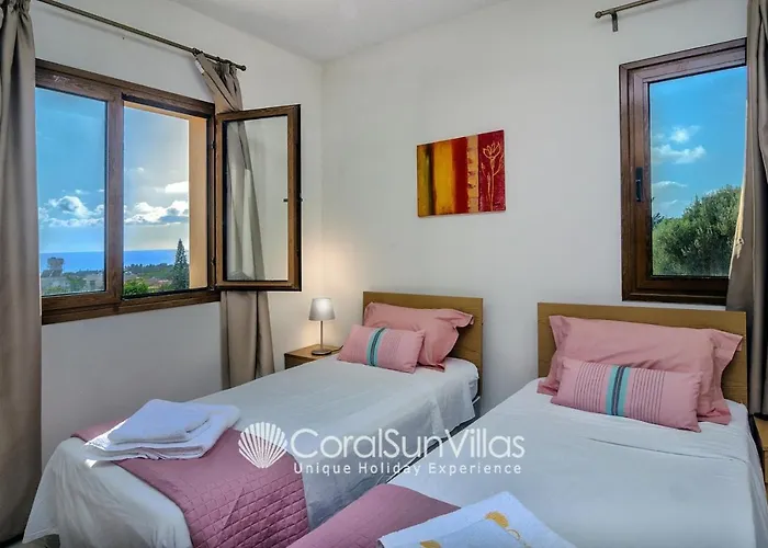 Large Pool Garden, Billiard, Peaceful Area, Near To The Sea, Coral Bay Paphos * Peyia