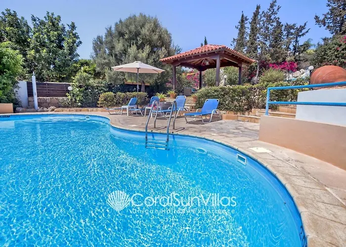 Villa Large Pool Garden, Billiard, Peaceful Area, Near To The Sea, Coral Bay Paphos Peyia