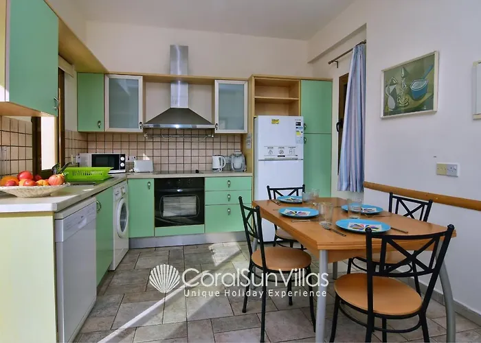 Large Pool Garden, Billiard, Peaceful Area, Near To The Sea, Coral Bay Paphos Villa *