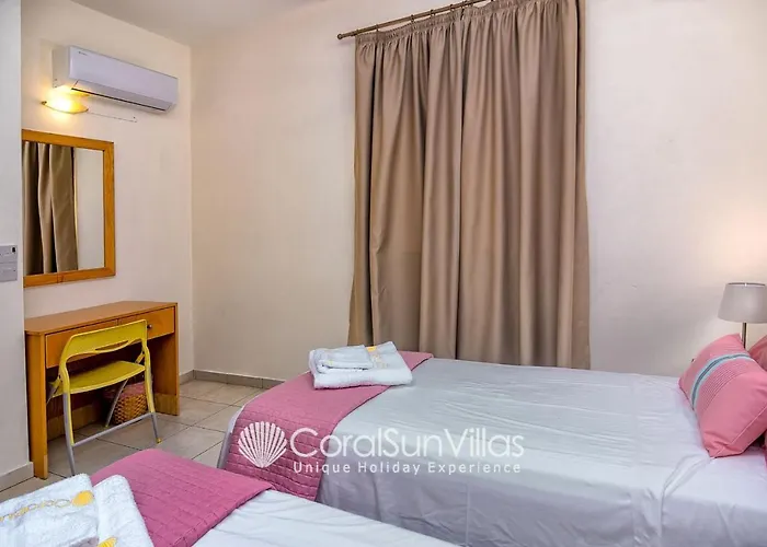 Large Pool Garden, Billiard, Peaceful Area, Near To The Sea, Coral Bay Paphos *